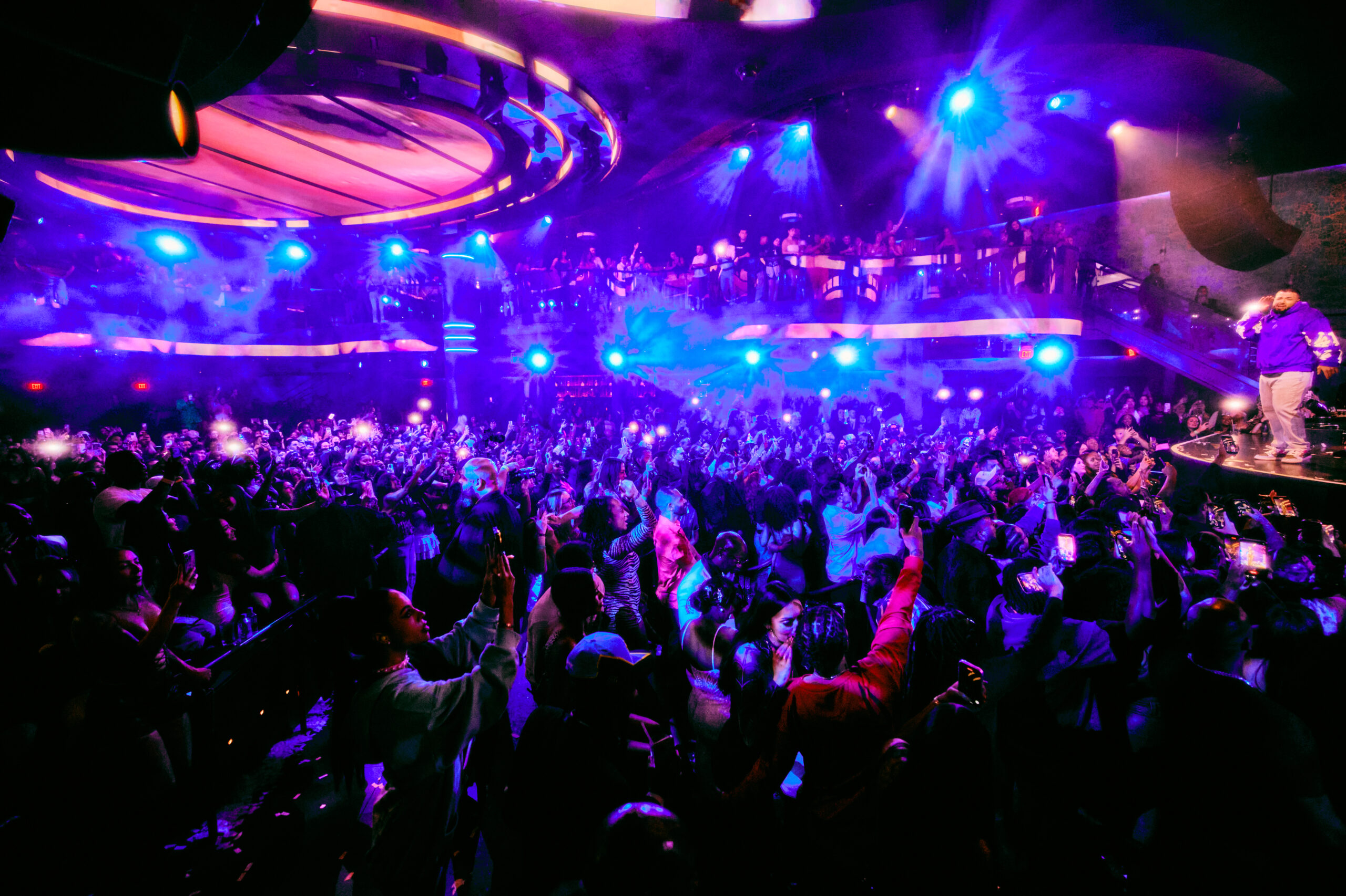 LIV Las Vegas — photo 9